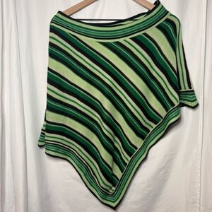 Sweater Project Green and Black Knit Top